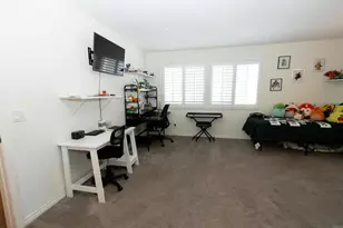 32097 Rambling Ct, Winchester, CA 92596 - Photo 40