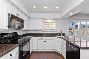 6880 Hyde Park Dr, San Diego, CA 92119 - Photo 10