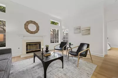 521 Arbor Dr #105, San Diego, CA 92103 - Photo 2