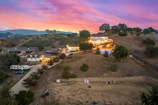 31959 Via Ararat Dr, Bonsall, CA 92003 - Photo 2