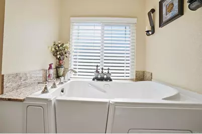 1481 Martinique Drive, Hemet, CA 92543 - Photo 32