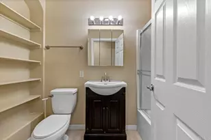 5252 Balboa Arms Dr, San Diego, CA 92117 - Photo 16