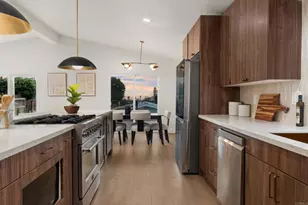 835 Cathy Ln, Cardiff by the Sea, CA 92007 - Photo 4