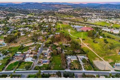 1130 Pebble Springs Lane, Escondido, CA 92026 - Photo 46