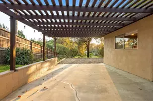 1130 Pebble Springs Ln, Escondido, CA 92026 - Photo 38