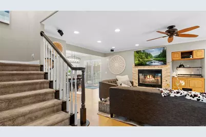 9869 Aldergrove Lane, Spring Valley, CA 91977 - Photo 10