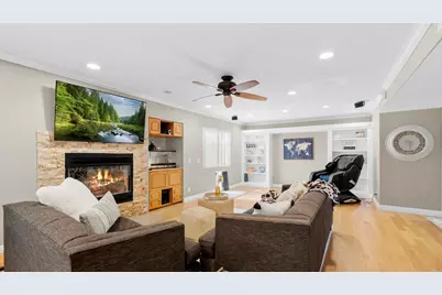 9869 Aldergrove Lane, Spring Valley, CA 91977 - Photo 8