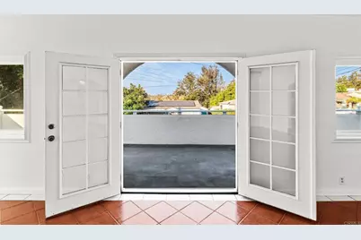 2317 Shamrock Street, San Diego, CA 92105 - Photo 8