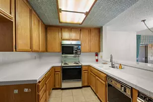 5645 Friars Rd, San Diego, CA 92110 - Photo 14