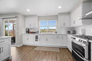 5204 Topsail Dr, San Diego, CA 92154 - Photo 18