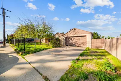986 Merritt Drive, El Cajon, CA 92020 - Photo 2