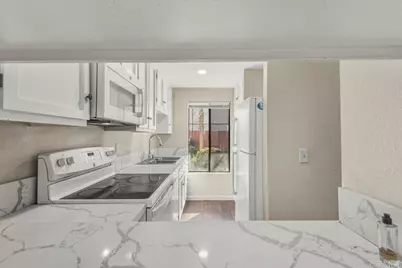 389 Shady Ln #D, El Cajon, CA 92021 - Photo 10