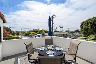 608 Forward St, La Jolla, CA 92037 - Photo 14