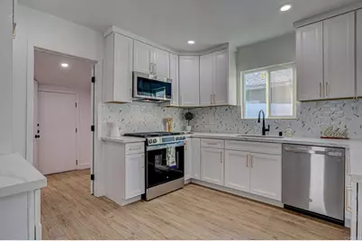 122 S 20th St, San Diego, CA 92113 - Photo 10