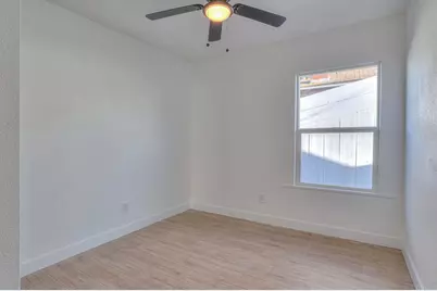 122 S 20th St, San Diego, CA 92113 - Photo 18