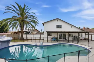 1668 1672 Spanish Oak Pl, El Cajon, CA 92019 - Photo 20