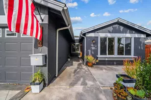 6880 Barker Way, San Diego, CA 92119 - Photo 4