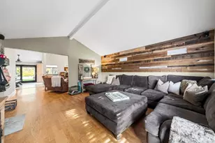 6880 Barker Way, San Diego, CA 92119 - Photo 6