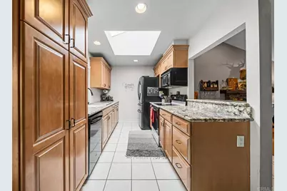 6880 Barker Way, San Diego, CA 92119 - Photo 12