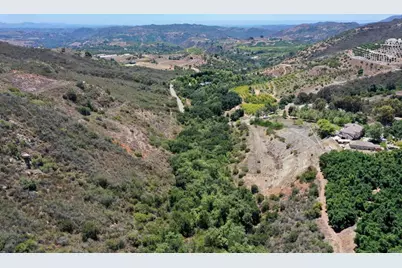  El Calamar, Temecula, CA 92590 - Photo 2