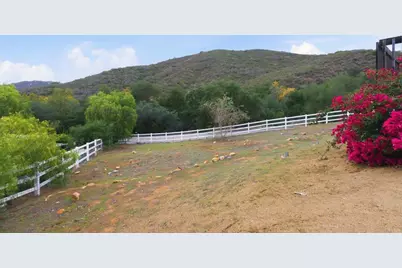 306 Almyra Road, El Cajon, CA 92019 - Photo 30