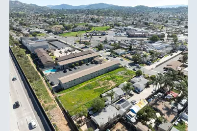 1424 Oakdale Ave, El Cajon, CA 92021 - Photo 8