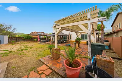 332 Monument Parkway, Perris, CA 92570 - Photo 12