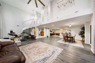 18383 Chetenham Ct, San Diego, CA 92128 - Photo 8