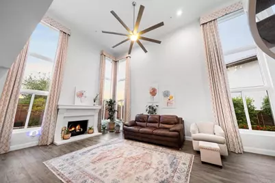 18383 Chetenham Ct, San Diego, CA 92128 - Photo 4