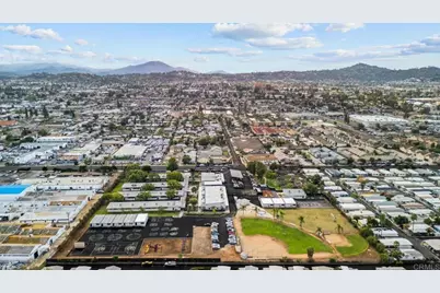 351 E Bradley Avenue #Spc 135, El Cajon, CA 92021 - Photo 32