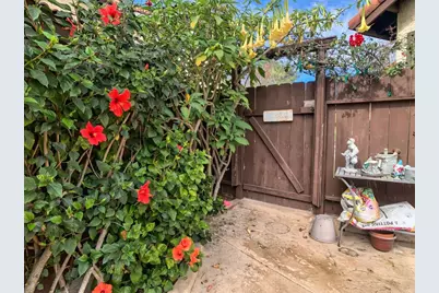 10027 Vallata Court, Spring Valley, CA 91977 - Photo 16
