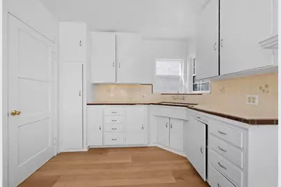 14151 La Rue Street, San Fernando, CA 91340 - Photo 8