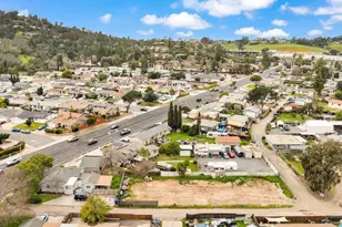 1002 W Chase Ave, El Cajon, CA 92020 - Photo 2