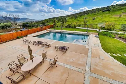 2932 Ranch Gate Rd, Chula Vista, CA 91914 - Photo 20