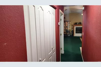 18062 Hackberry Street, Hesperia, CA 92345 - Photo 14