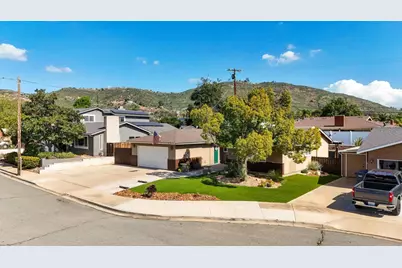 1617 Plumeria Drive, El Cajon, CA 92021 - Photo 4