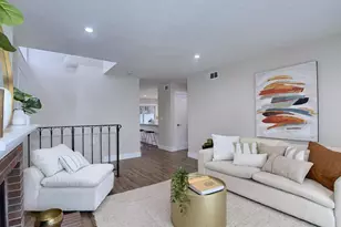 3274 Caminito Ameca, La Jolla, CA 92037 - Photo 4