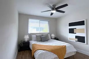 3274 Caminito Ameca, La Jolla, CA 92037 - Photo 18