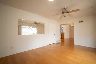 5610 Chateau Dr, San Diego, CA 92117 - Photo 12