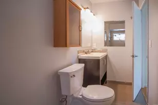 5610 Chateau Dr, San Diego, CA 92117 - Photo 18