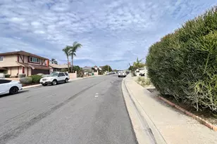 1735 Plaza Crest Ridge Rd, San Diego, CA 92114 - Photo 18