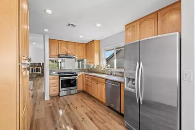 22945 Magnolia Glen Drive, Valencia, CA 91354 - Photo 10