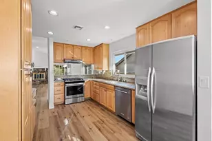 22945 Magnolia Glen Dr, Valencia, CA 91354 - Photo 10