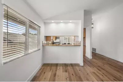 22945 Magnolia Glen Drive, Valencia, CA 91354 - Photo 14