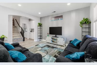 1925 Impressionist Dr #3, Chula Vista, CA 91913 - Photo 8