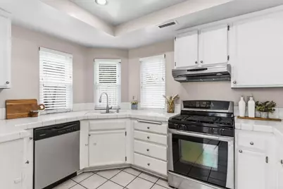 609 Mustang Glen, Escondido, CA 92027 - Photo 6