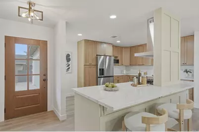 8034 Skyline Dr, San Diego, CA 92114 - Photo 16