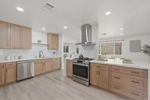 8034 Skyline Dr, San Diego, CA 92114 - Photo 8