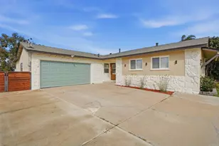 8034 Skyline Dr, San Diego, CA 92114 - Photo 2