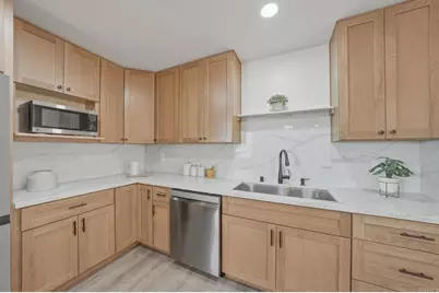 8034 Skyline Dr, San Diego, CA 92114 - Photo 12